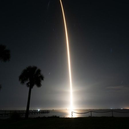 Nasa Waterfront Dolphin Suite ไททัสวิลล์ ภายนอก รูปภาพ
